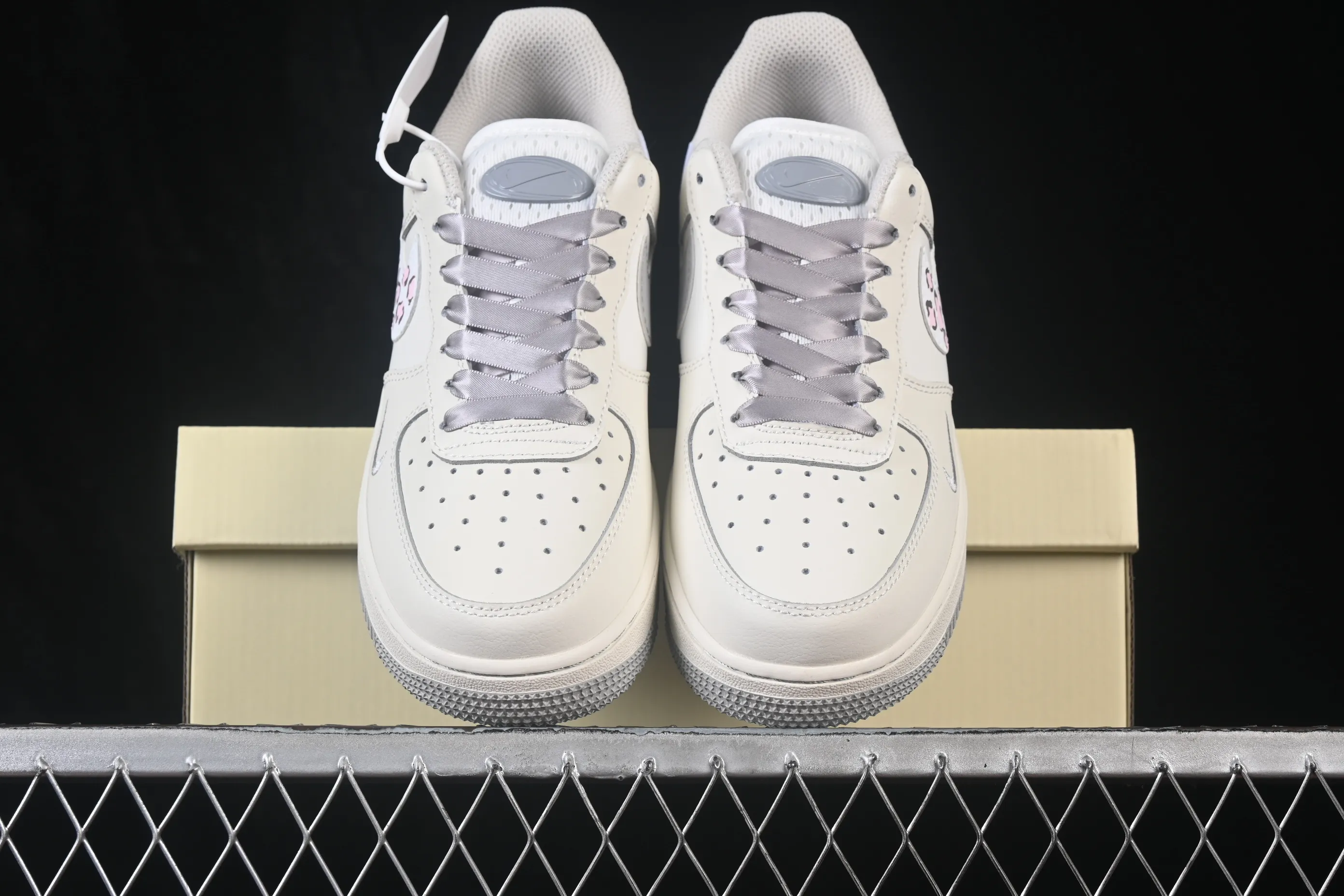 All Categories Nk Air Force 1 Air Force Series Nk Air Force 1 Low Air Force Low Nike Air Force 1'07 Low "Milk Gray Leopard" Hand-painted Graffiti Milk Gray Leopard Air Force One Low-top Casual Shoes FB1839-323